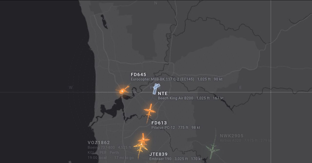 The Ceiling Radar view: aircraft over Perth with callsigns, aircraft types, altitudes and speeds.
